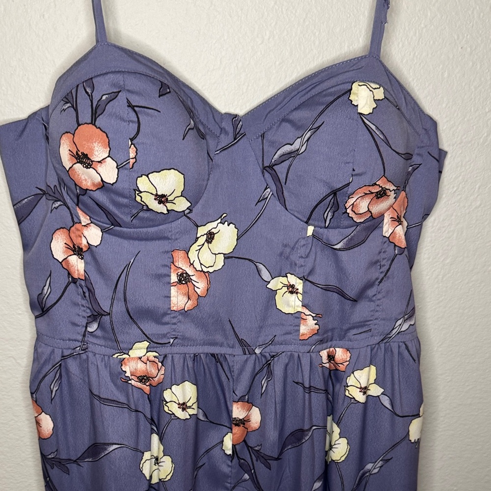 Band of Gypsies Floral Wide Leg Jumpsuit in Purple and Pink Sz. L (D2)